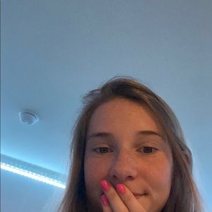 Meet your Posher, Mackenzie